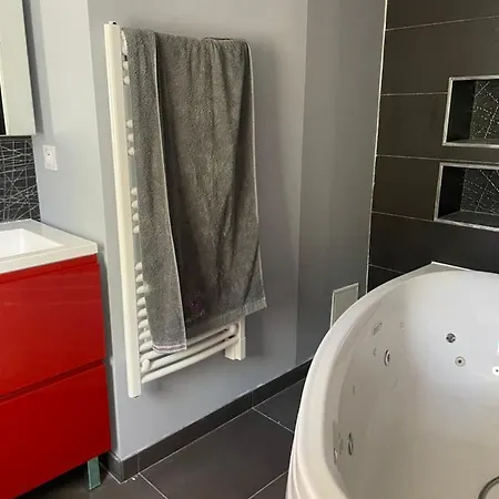 Maison بيت للعطل *